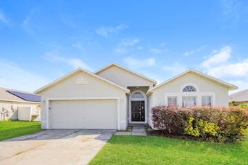 930 Deming Dr Winter Haven, FL 33880